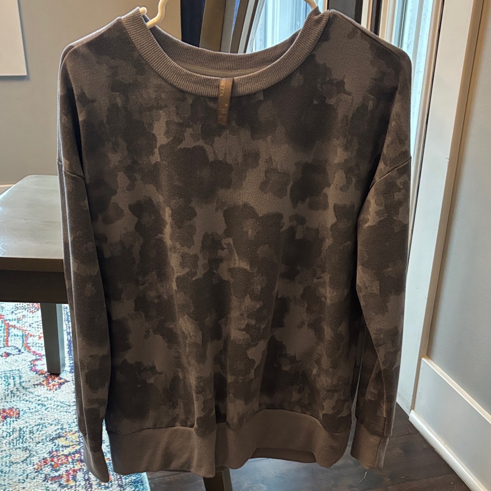 Mondetta Gray Camouflage Top